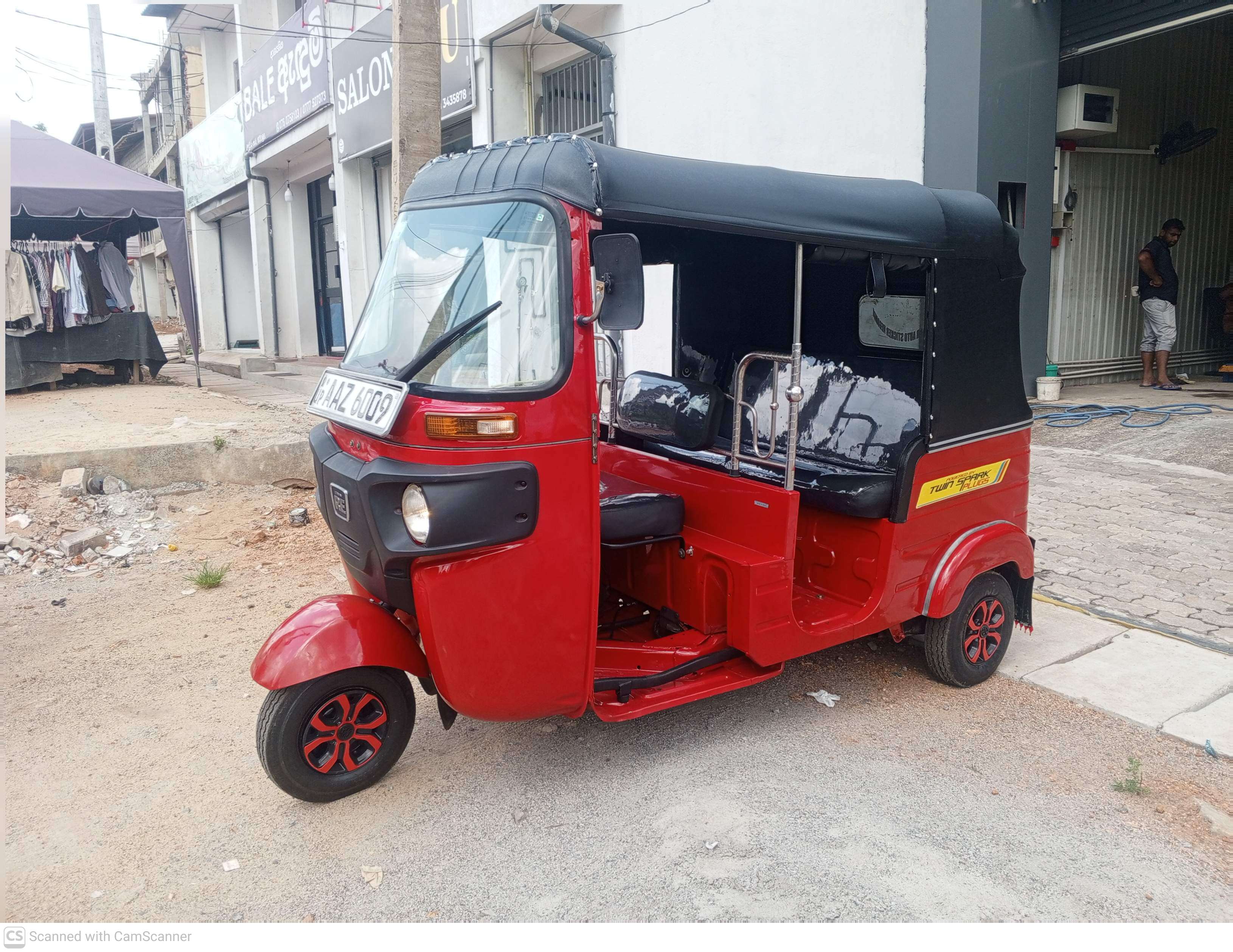 Bajaj Three Wheel 2015 - භාවිතා කරන ලද ත්‍රිරෝද රථය sale in Sri Lanka - patpat.lk