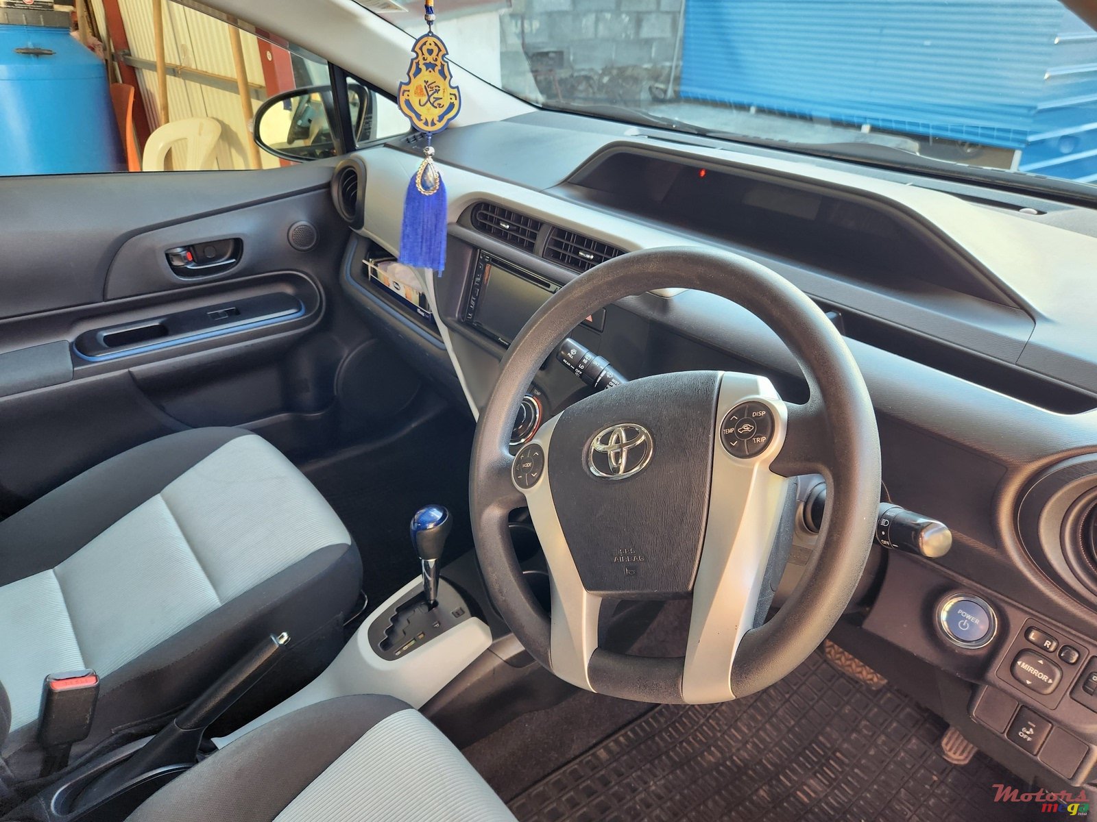 Toyota Aqua 2015 - භාවිතා කරන ලද කාර් sale in Sri Lanka - patpat.lk
