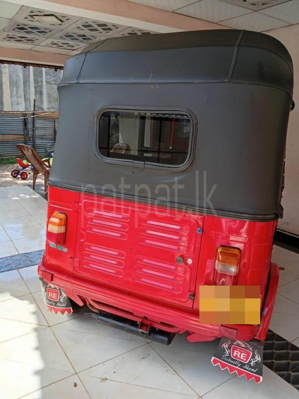 Bajaj Three Wheel 2013 - பயன்படுத்தப்பட்டது முச்சக்கர வண்டி sale in Sri Lanka - patpat.lk