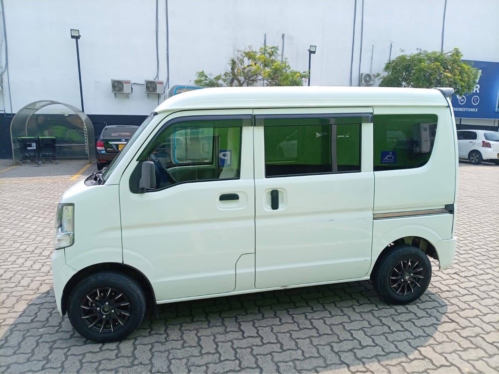 Advertisement image 6