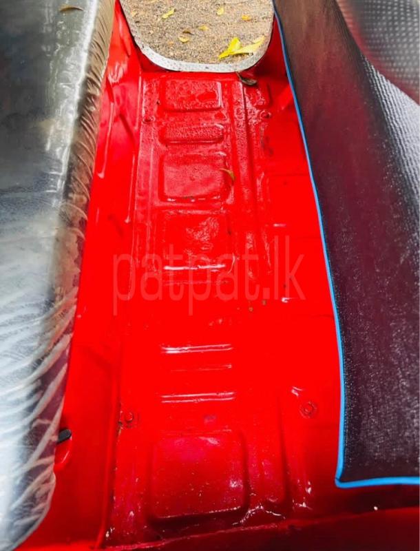 Advertisement image 6