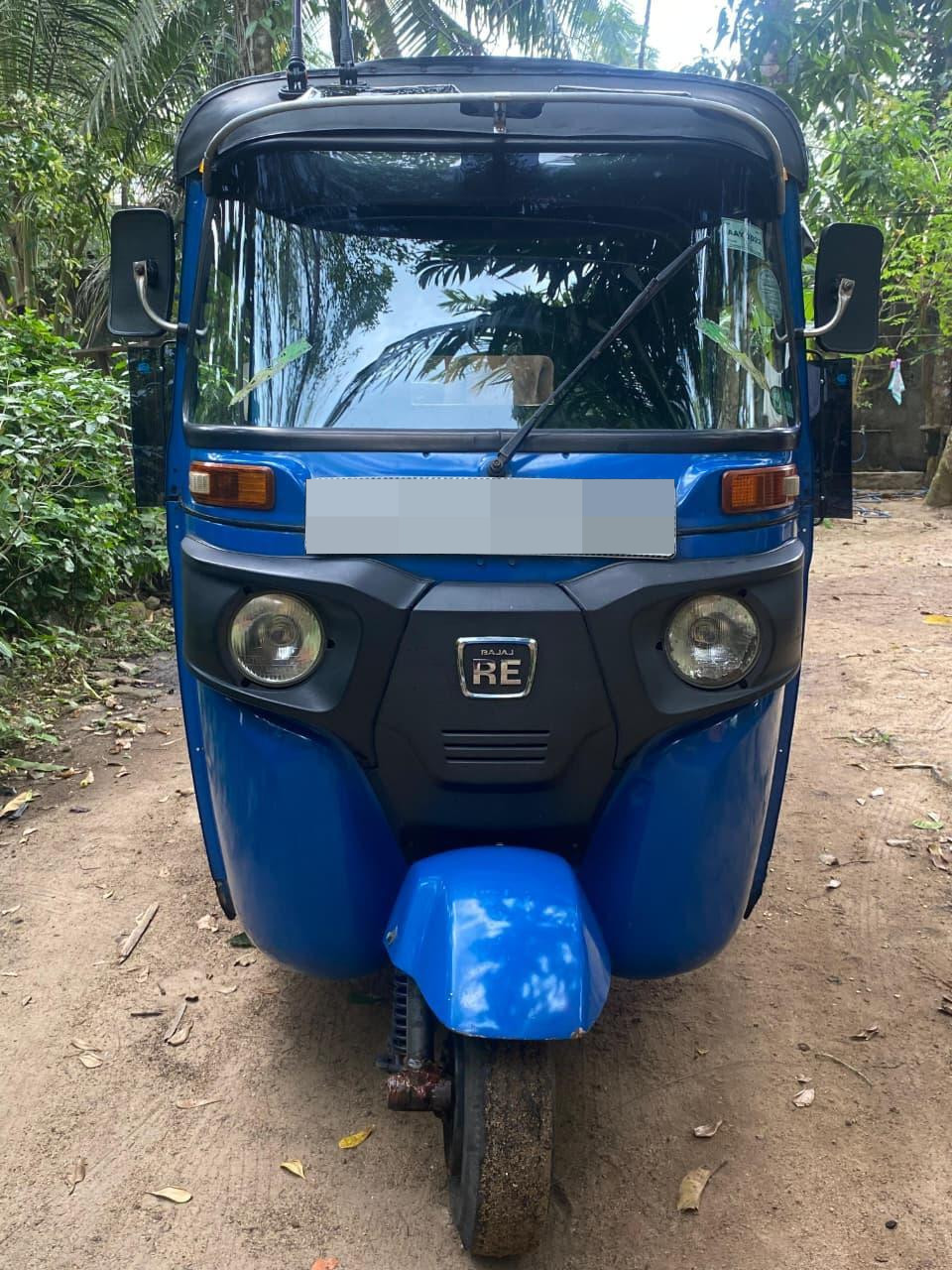 Bajaj Three Wheel 2015 - Used Three wheeler sale in Sri Lanka - patpat.lk