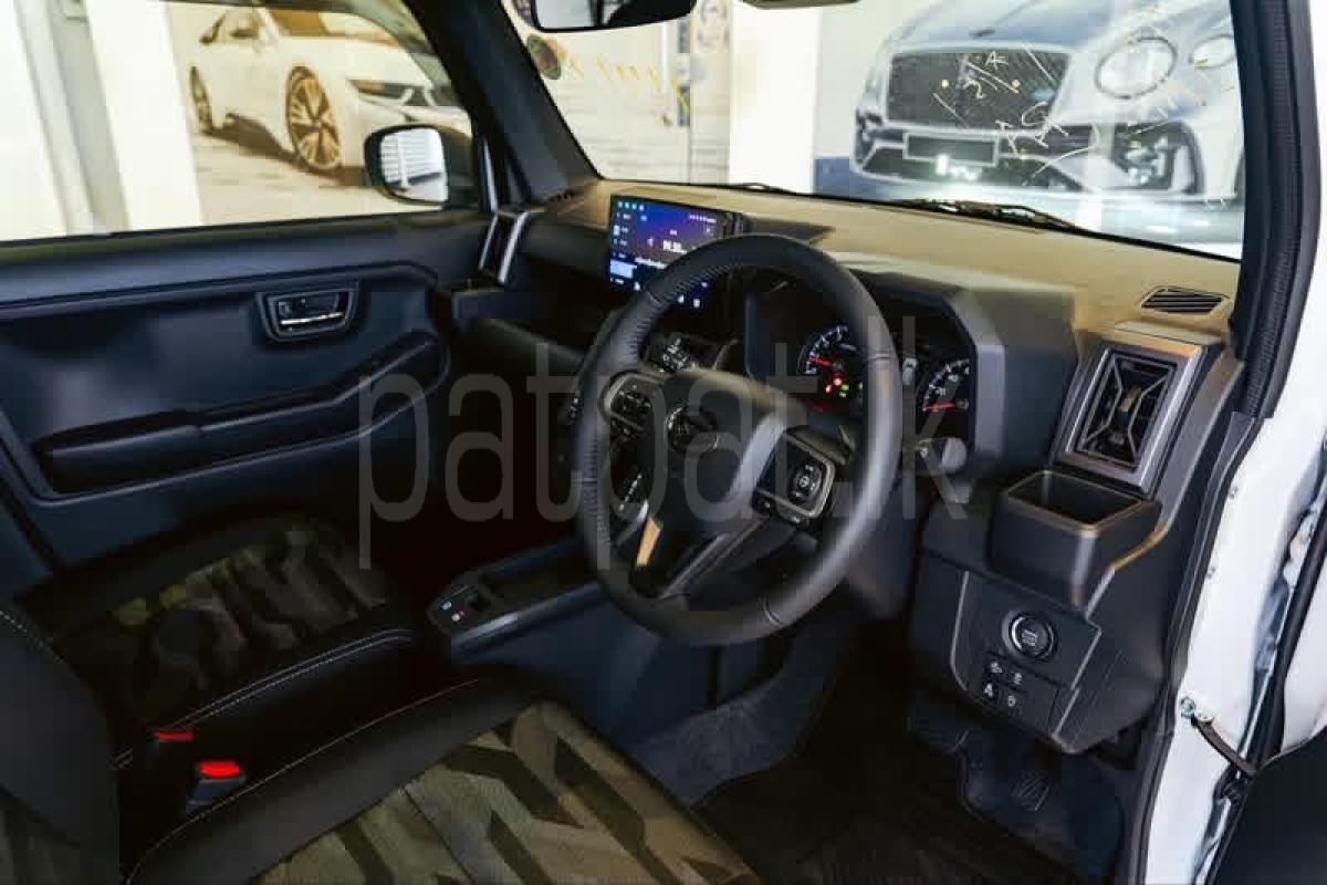 Advertisement image 4