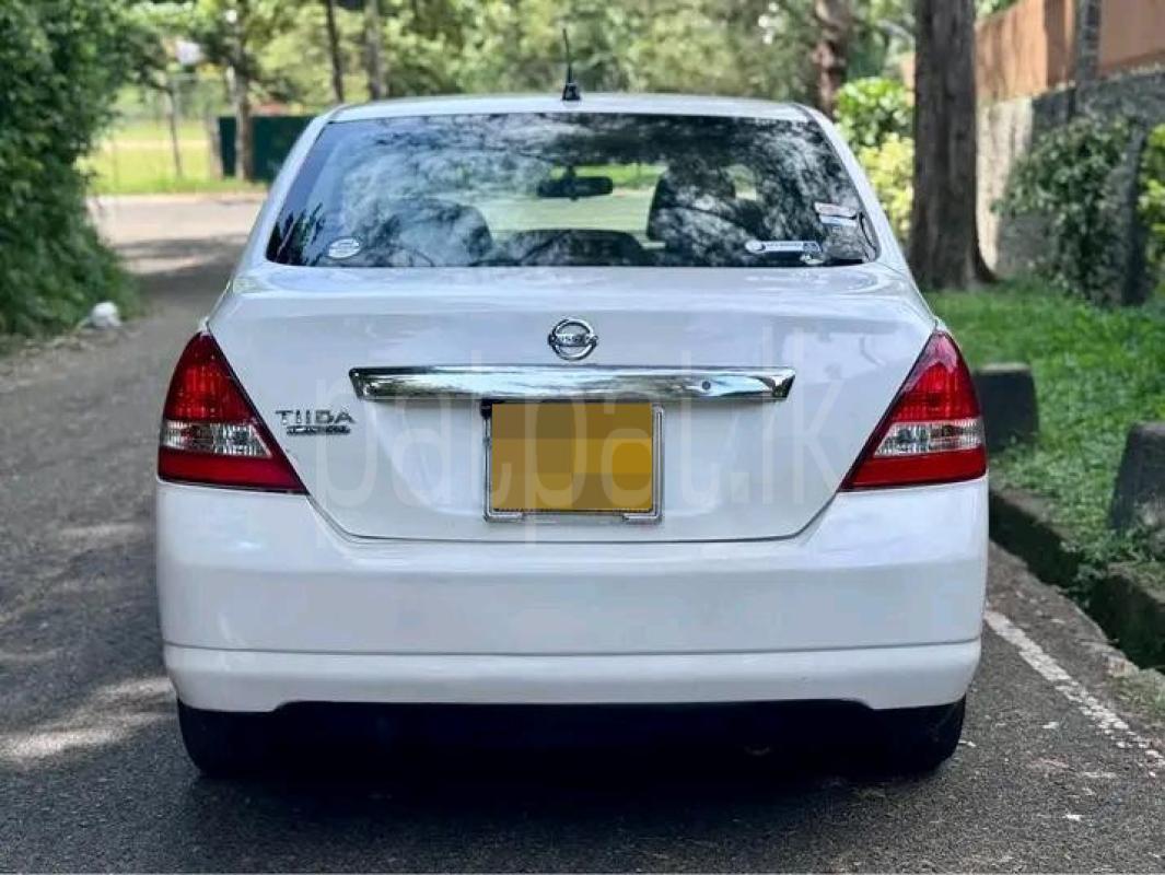 Advertisement image 3