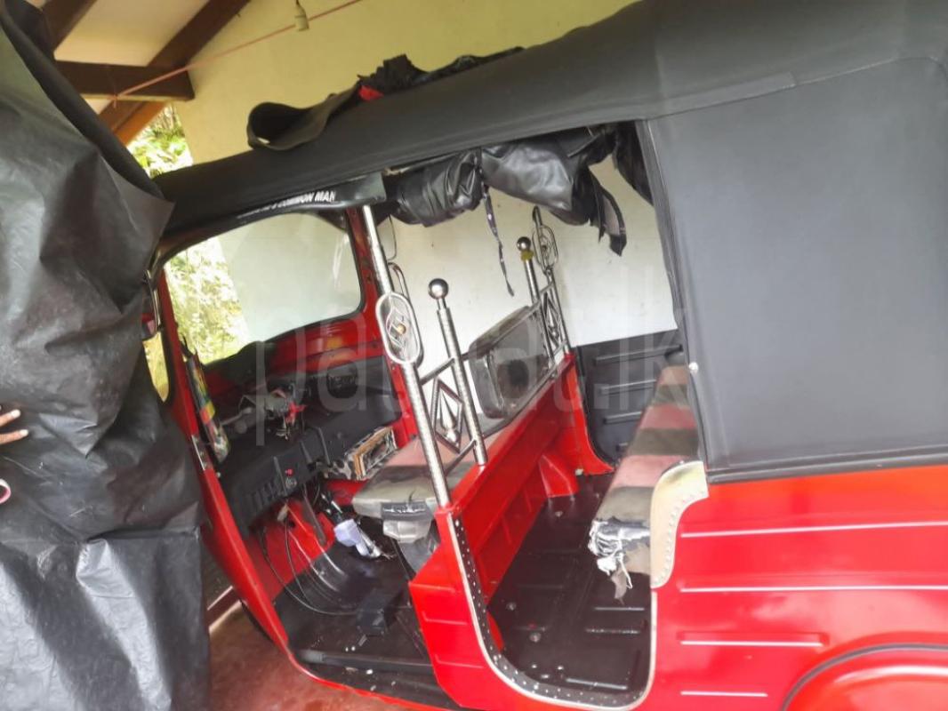 Advertisement image 6