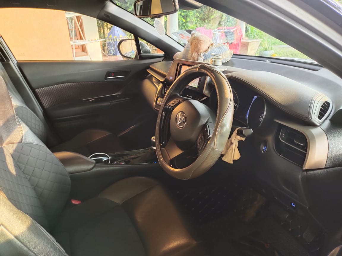 Toyota CHR 2014 - பயன்படுத்தப்பட்டது SUV sale in Sri Lanka - patpat.lk