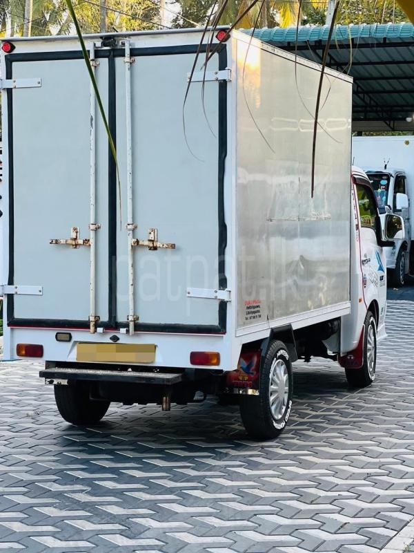 Advertisement image 5