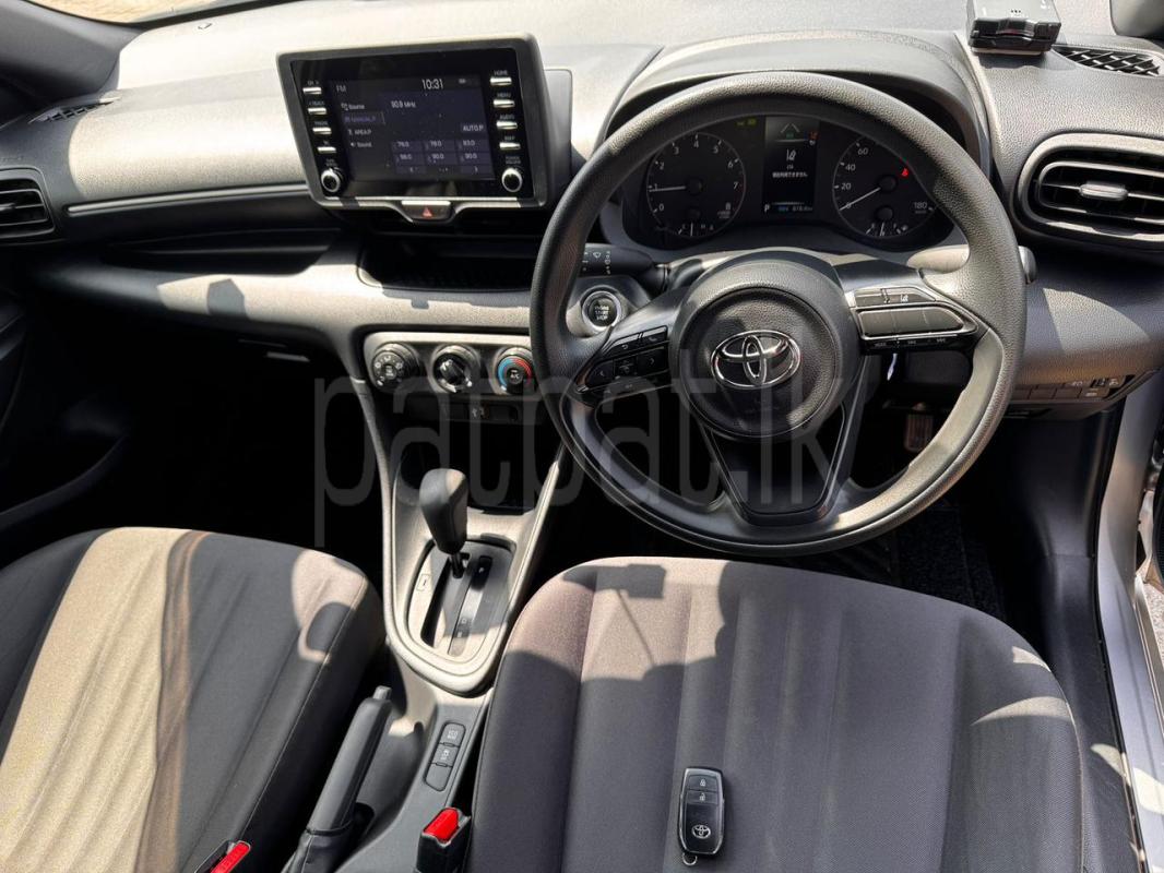 Toyota Yaris 2023 - නැවත සකස් කල කාර් sale in Sri Lanka - patpat.lk