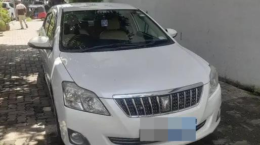 Toyota Premio 2013 - பயன்படுத்தப்பட்டது கார் sale in Sri Lanka - patpat.lk
