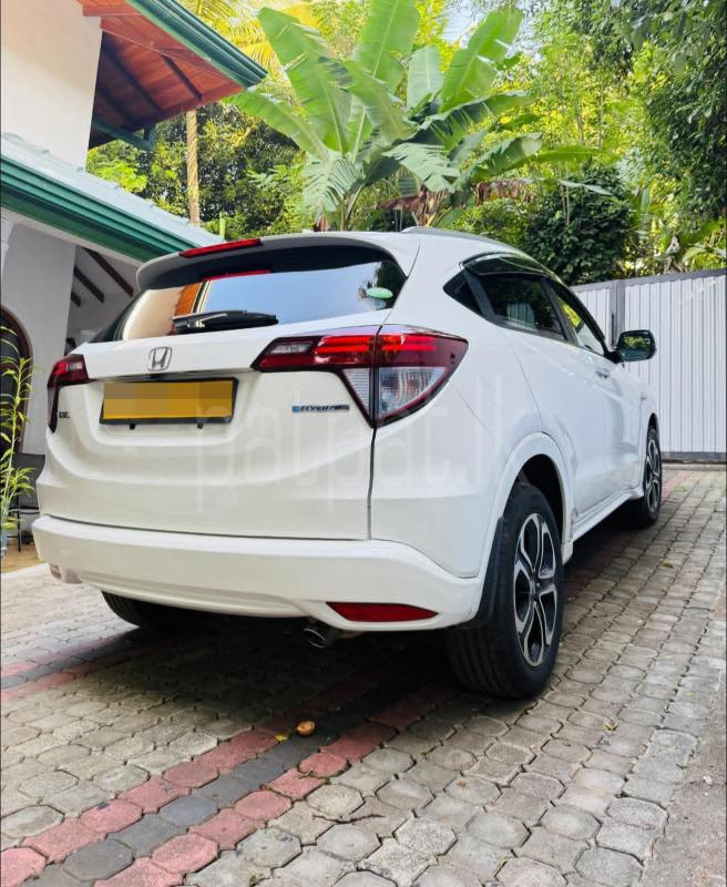 Honda Vezel 2015 - பயன்படுத்தப்பட்டது SUV sale in Sri Lanka - patpat.lk
