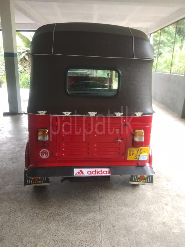 Bajaj Three Wheel 2010 - பயன்படுத்தப்பட்டது முச்சக்கர வண்டி sale in Sri Lanka - patpat.lk