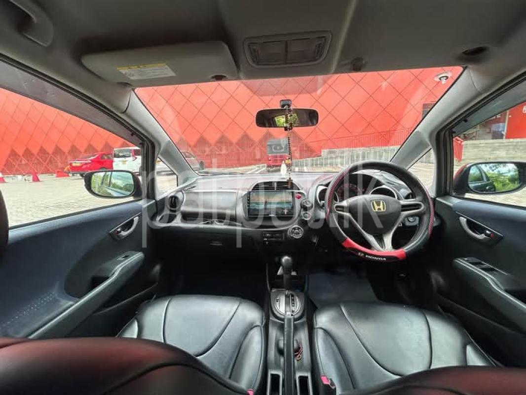 Advertisement image 4