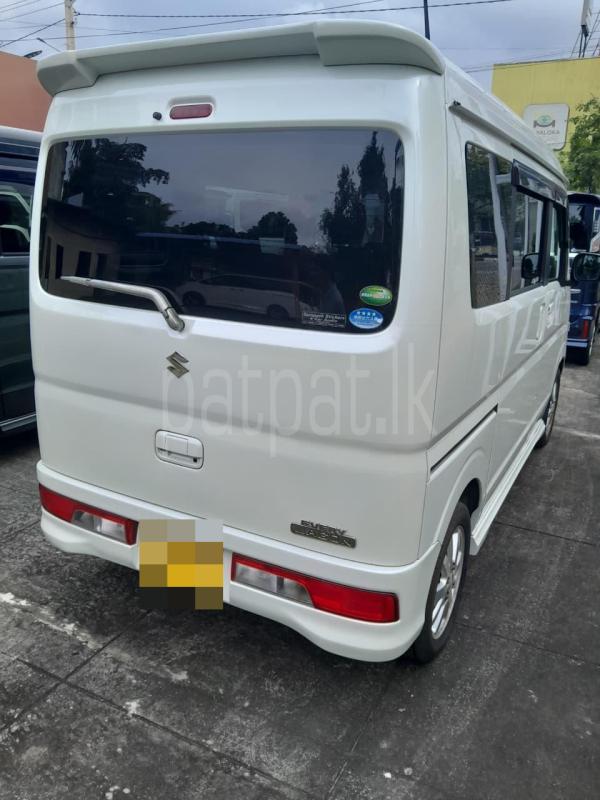 Advertisement image 1