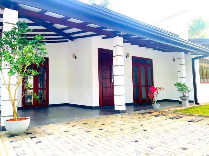 House for Sale in Hokandara