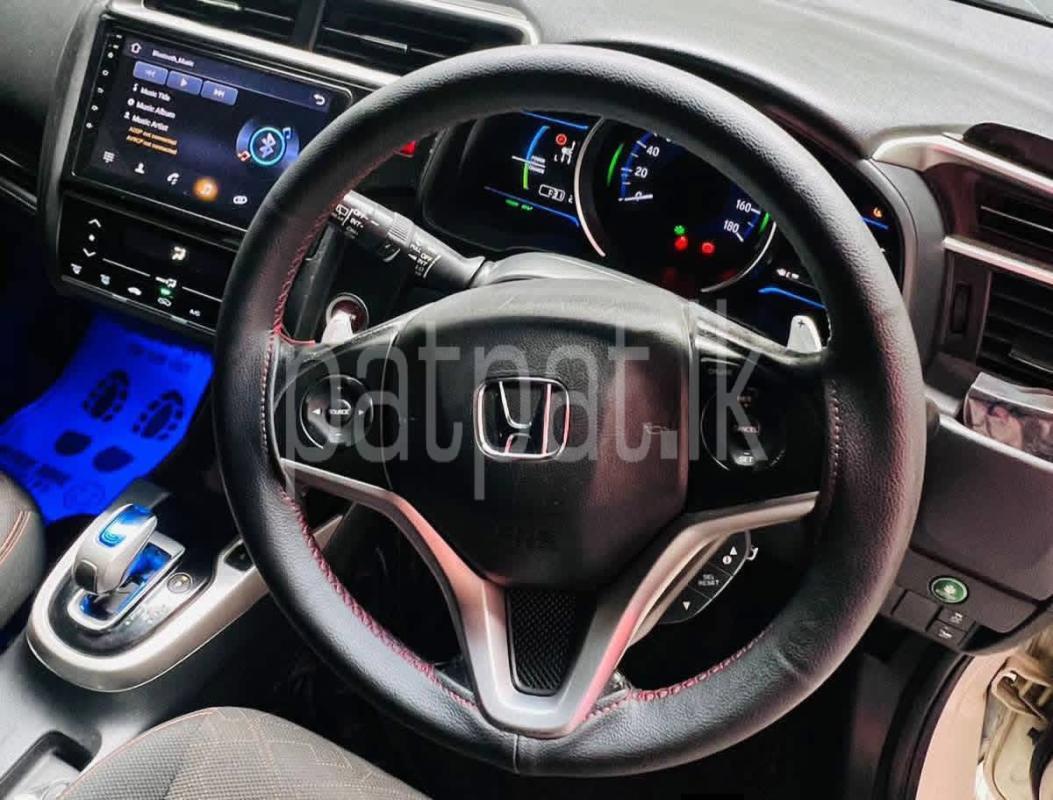 Advertisement image 6