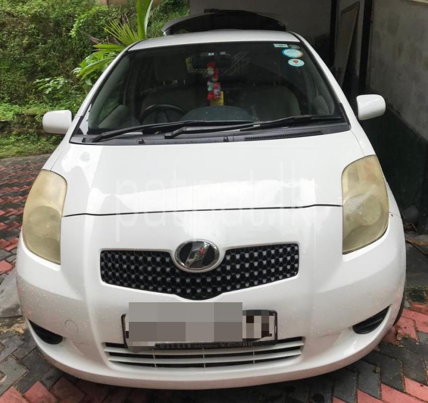 Toyota Vitz 2007 - பயன்படுத்தப்பட்டது கார் sale in Sri Lanka - patpat.lk