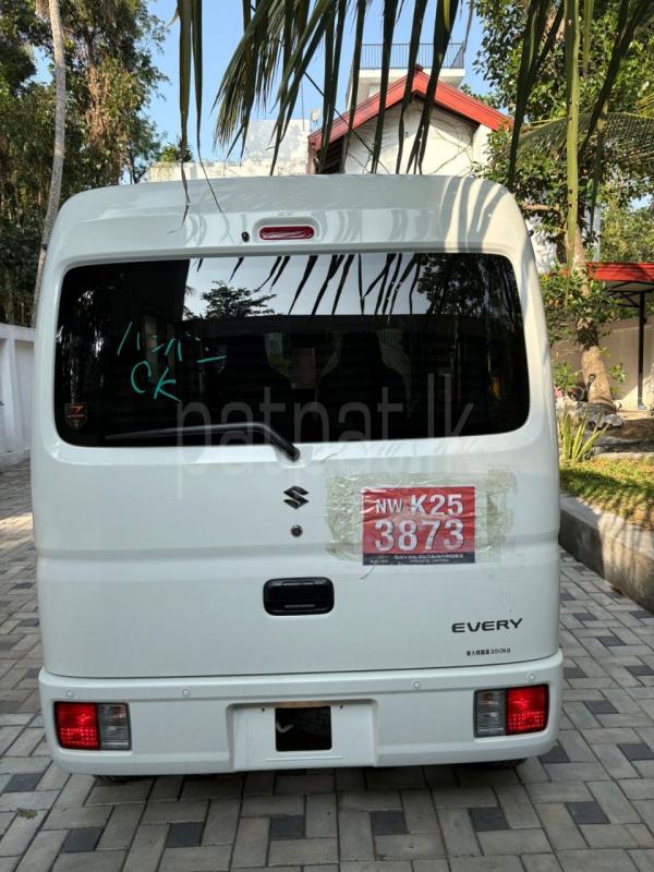 Advertisement image 6