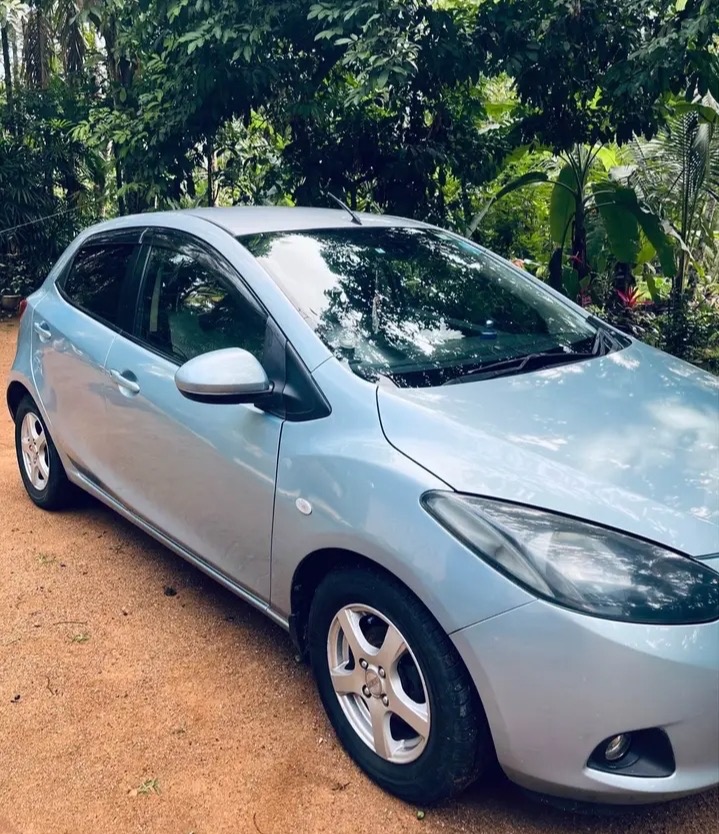 Mazda Demio 2011 - பயன்படுத்தப்பட்டது கார் sale in Sri Lanka - patpat.lk