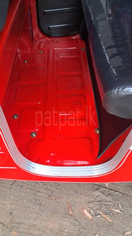 Bajaj 4 stroke 2012 - භාවිතා කරන ලද ත්‍රිරෝද රථය sale in Sri Lanka - patpat.lk