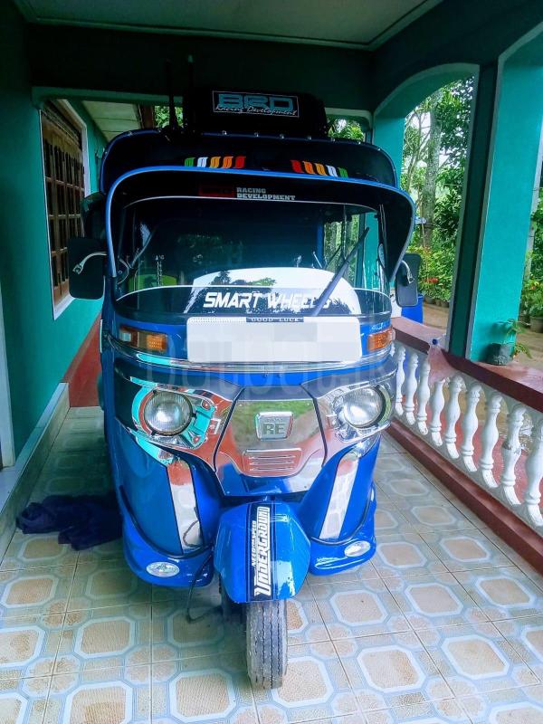 Bajaj Three Wheel 2014 - பயன்படுத்தப்பட்டது முச்சக்கர வண்டி sale in Sri Lanka - patpat.lk