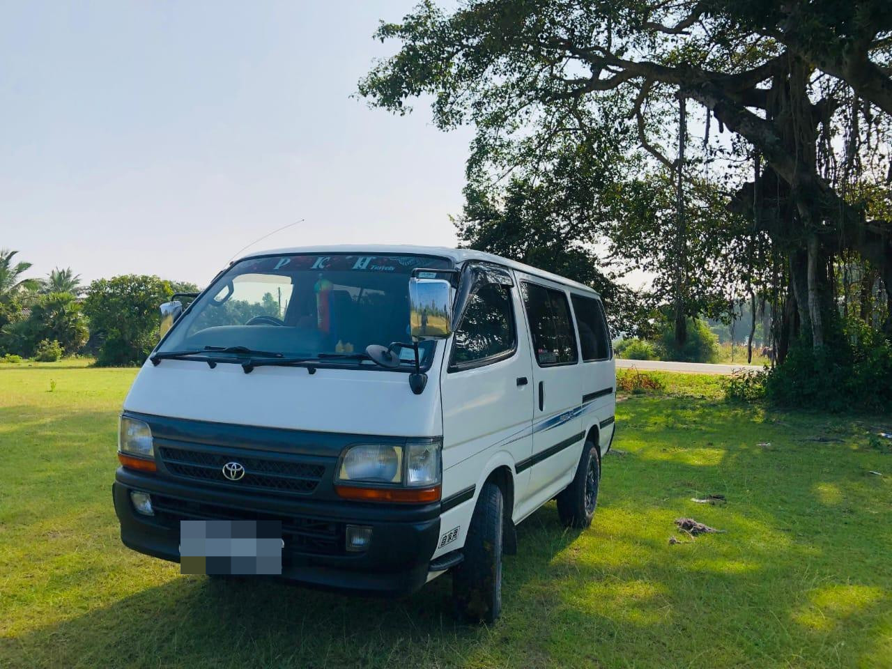 Toyota Hiace 1998 - Used Van sale in Sri Lanka - patpat.lk