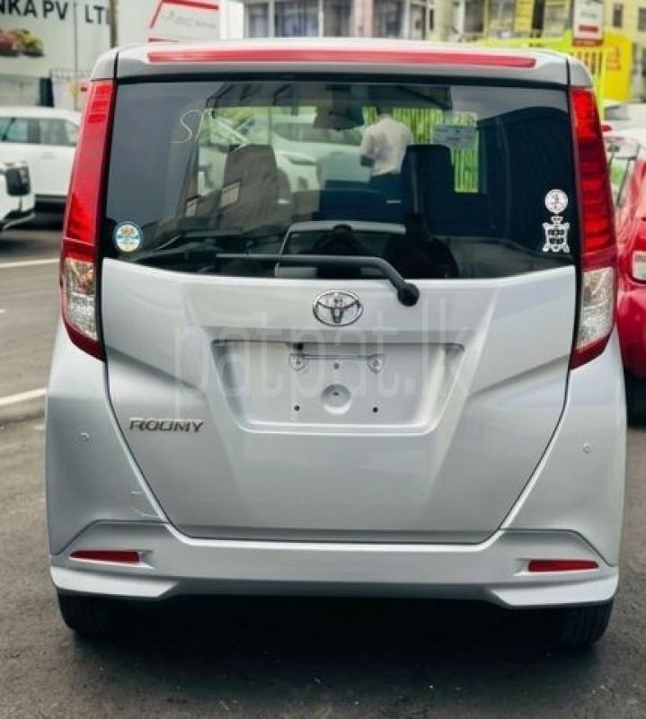 Toyota Roomy 2023 - Reconditioned Van sale in Sri Lanka - patpat.lk