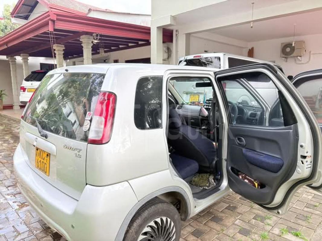 Advertisement image 4