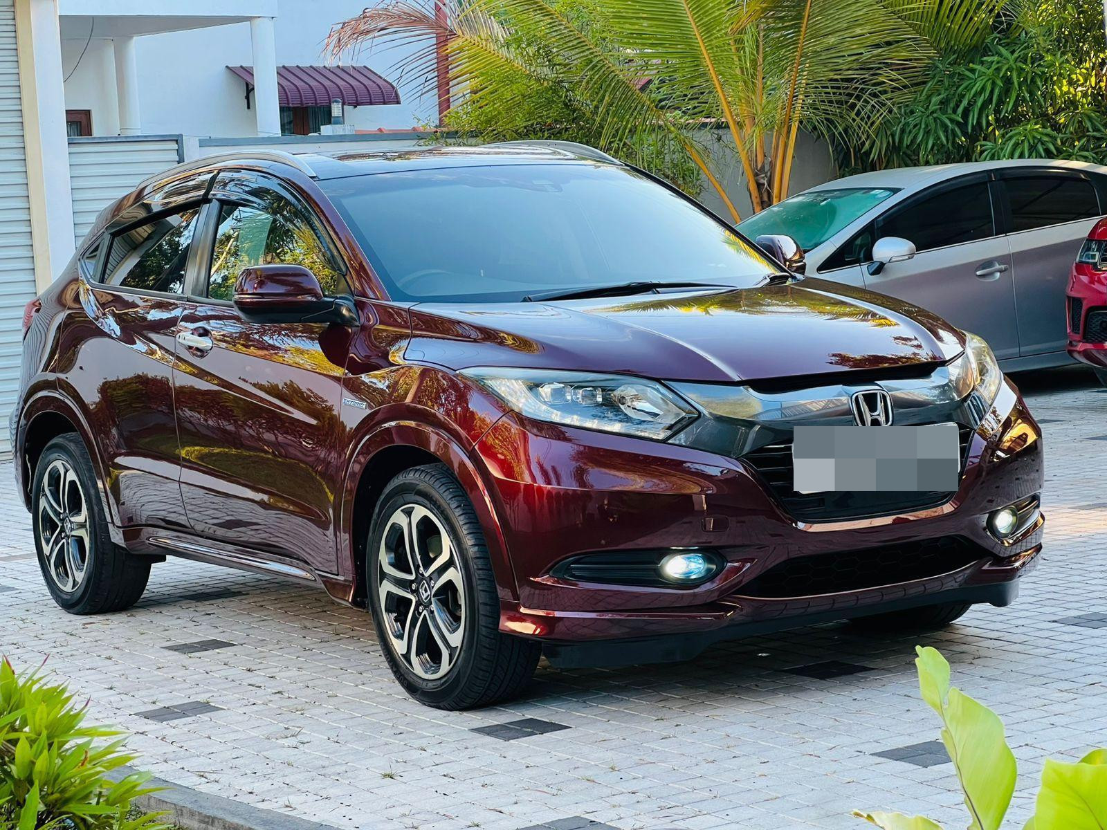 Honda Vezel 2014 - Used SUV sale in Sri Lanka - patpat.lk