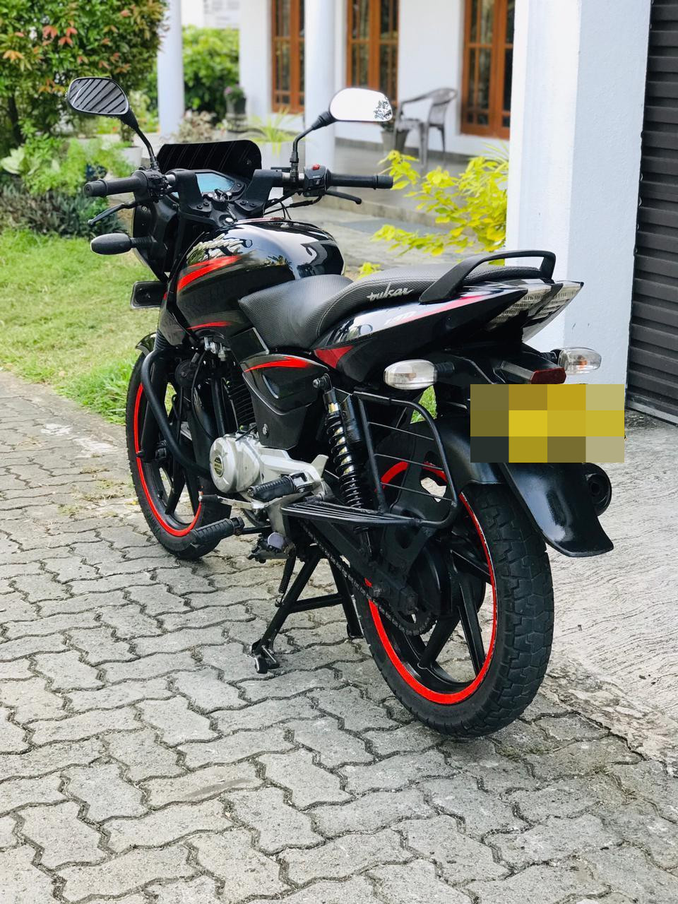 Advertisement image 4