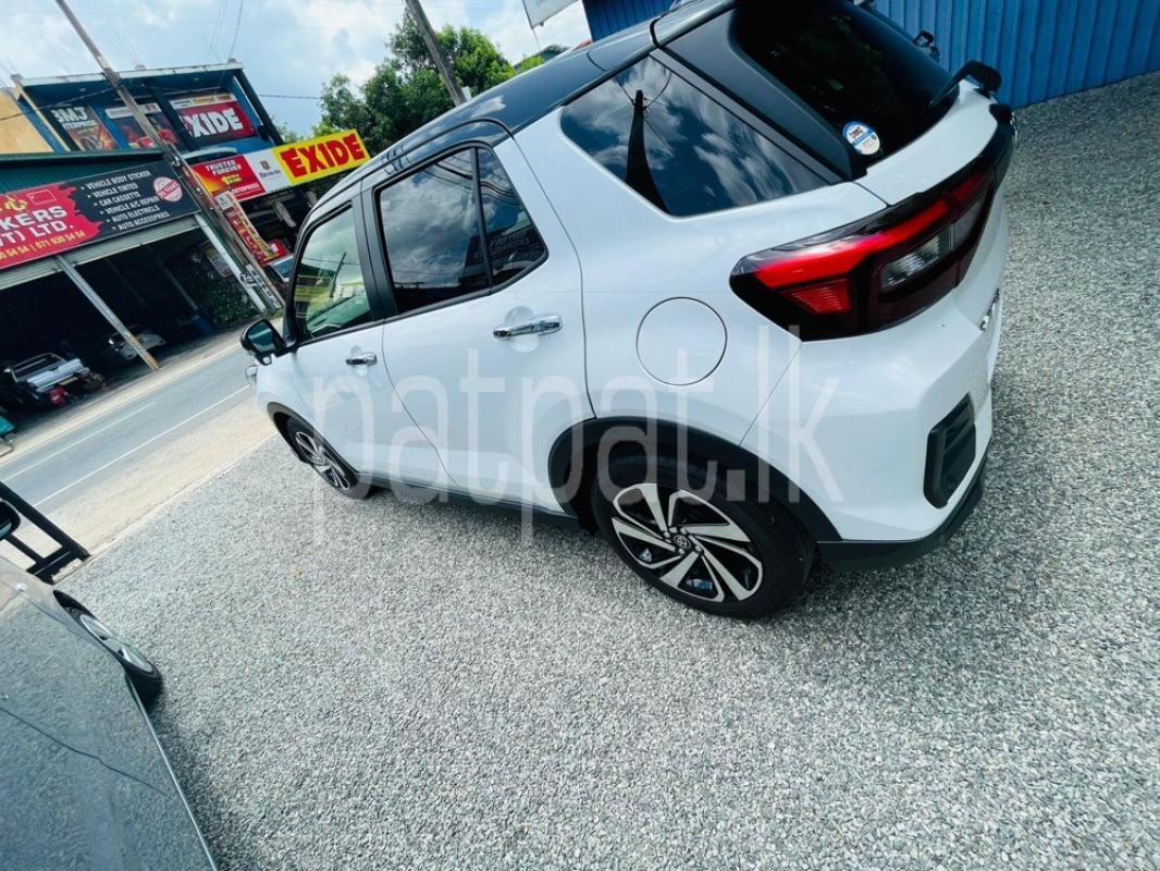 Advertisement image 3