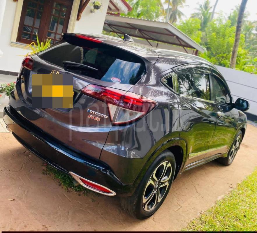 Honda Vezel 2014 - பயன்படுத்தப்பட்டது SUV sale in Sri Lanka - patpat.lk