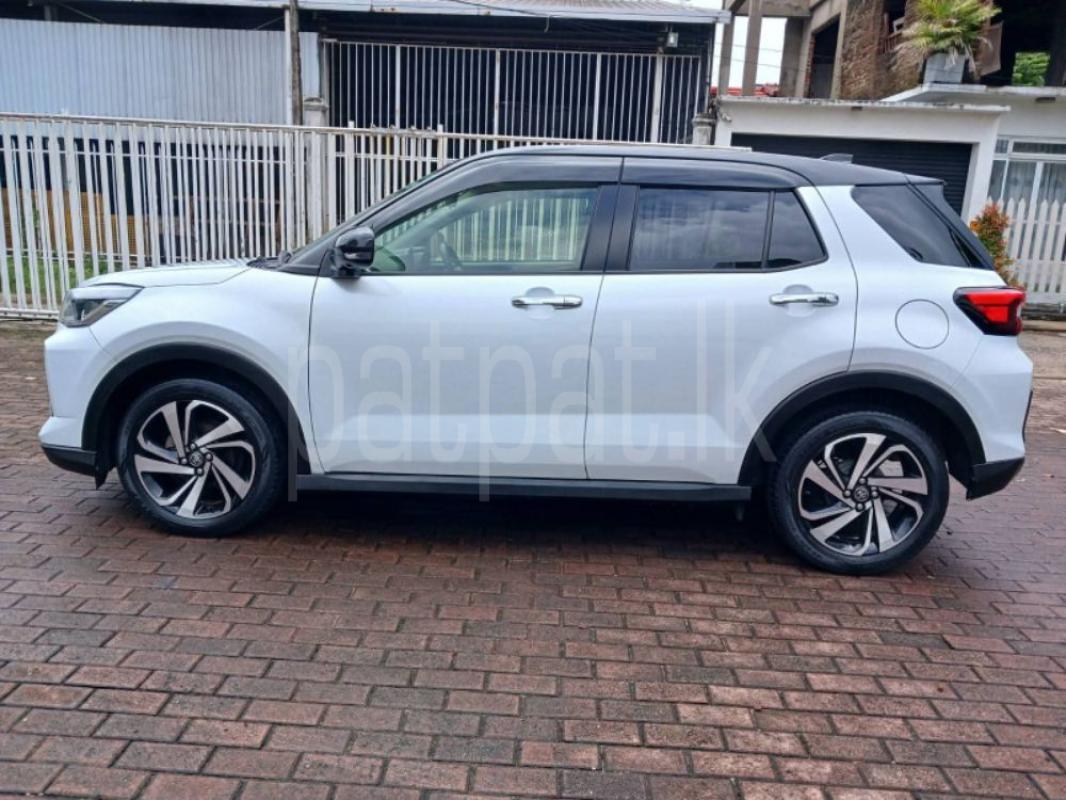 Advertisement image 4