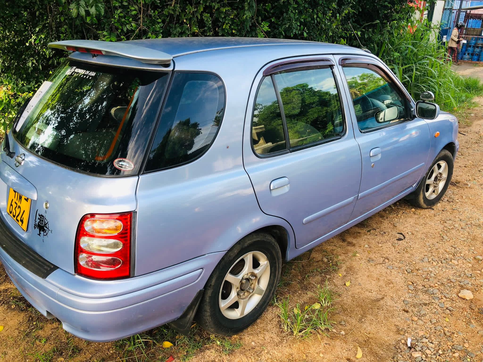 Nissan March 2004 - பயன்படுத்தப்பட்டது கார் sale in Sri Lanka - patpat.lk