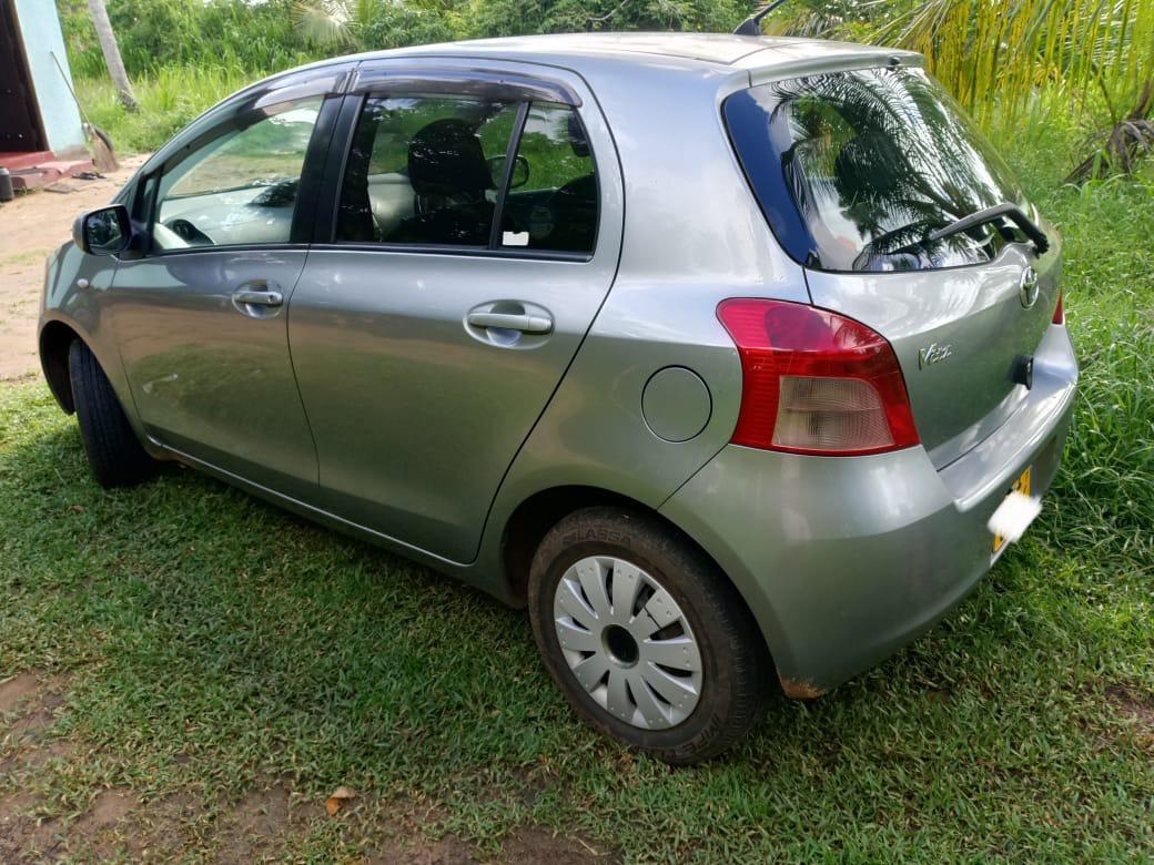 Toyota Vitz 2007 - பயன்படுத்தப்பட்டது கார் sale in Sri Lanka - patpat.lk