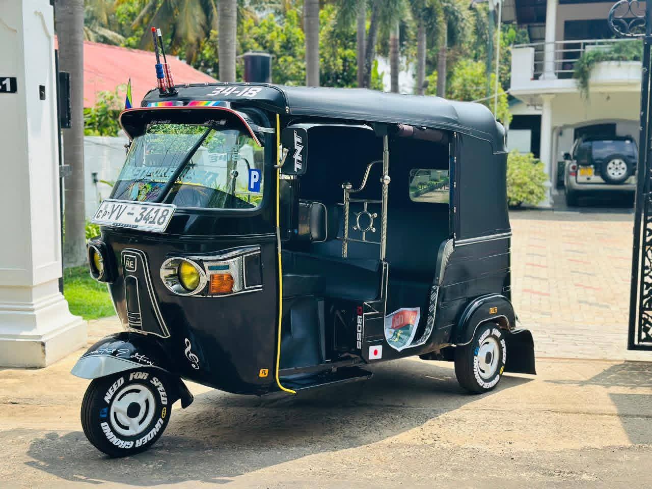 Bajaj Three Wheel 2011 - பயன்படுத்தப்பட்டது முச்சக்கர வண்டி sale in Sri Lanka - patpat.lk