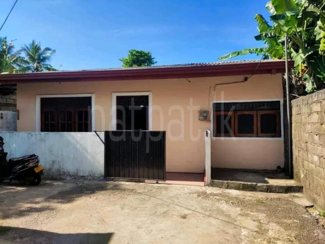 House for Sale in Ratmalana ads-image-1