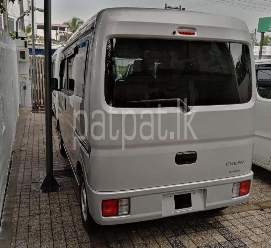 Advertisement image 4