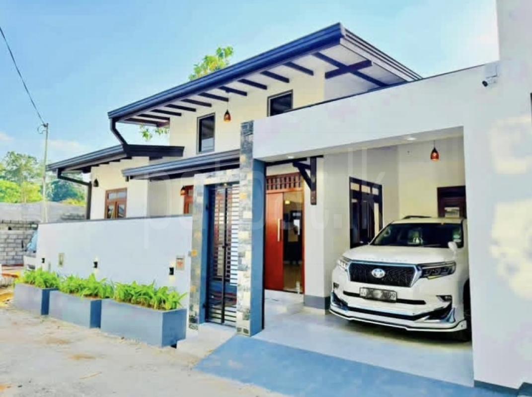 House for Sale in Athurugiriya ads-image-1