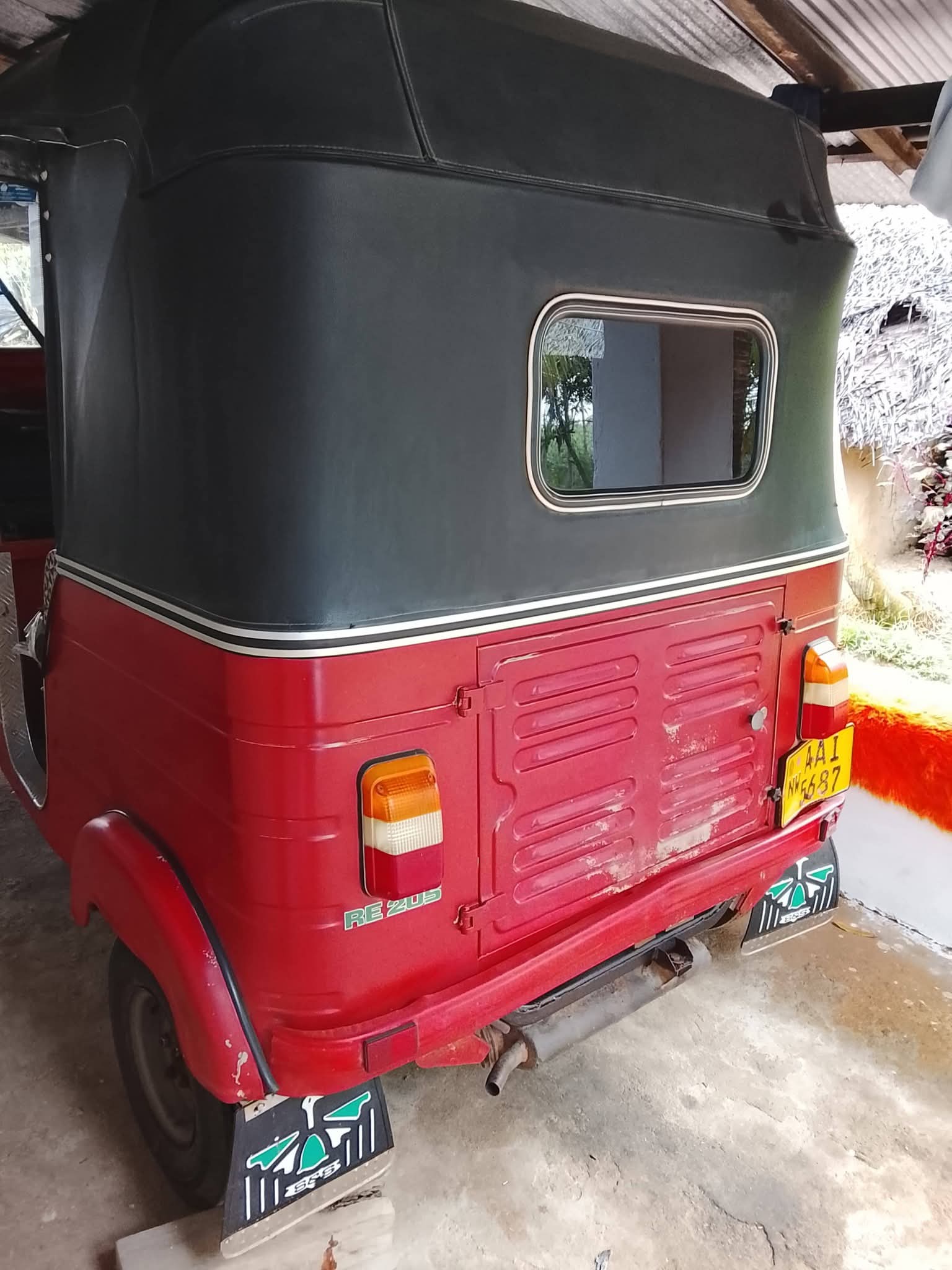 Bajaj Three Wheel 2013 - Used Three wheeler sale in Sri Lanka - patpat.lk