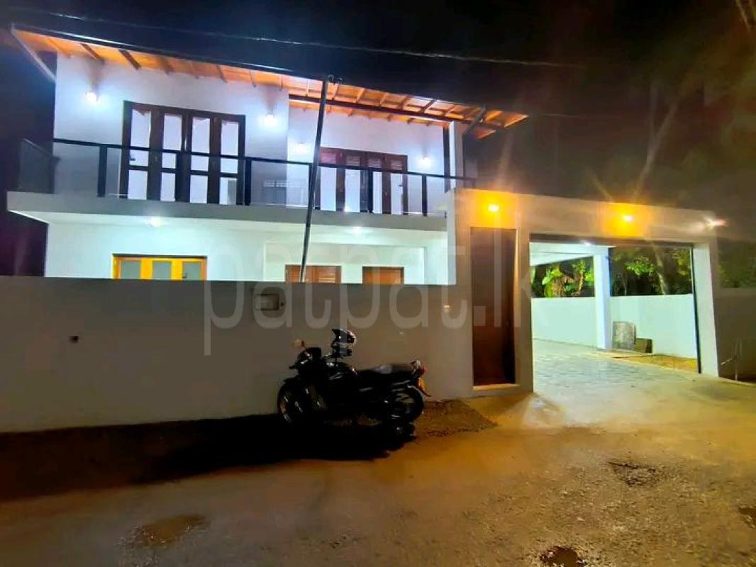 House for Sale in Athurugiriya