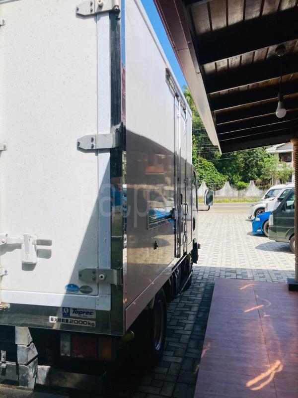 Advertisement image 6