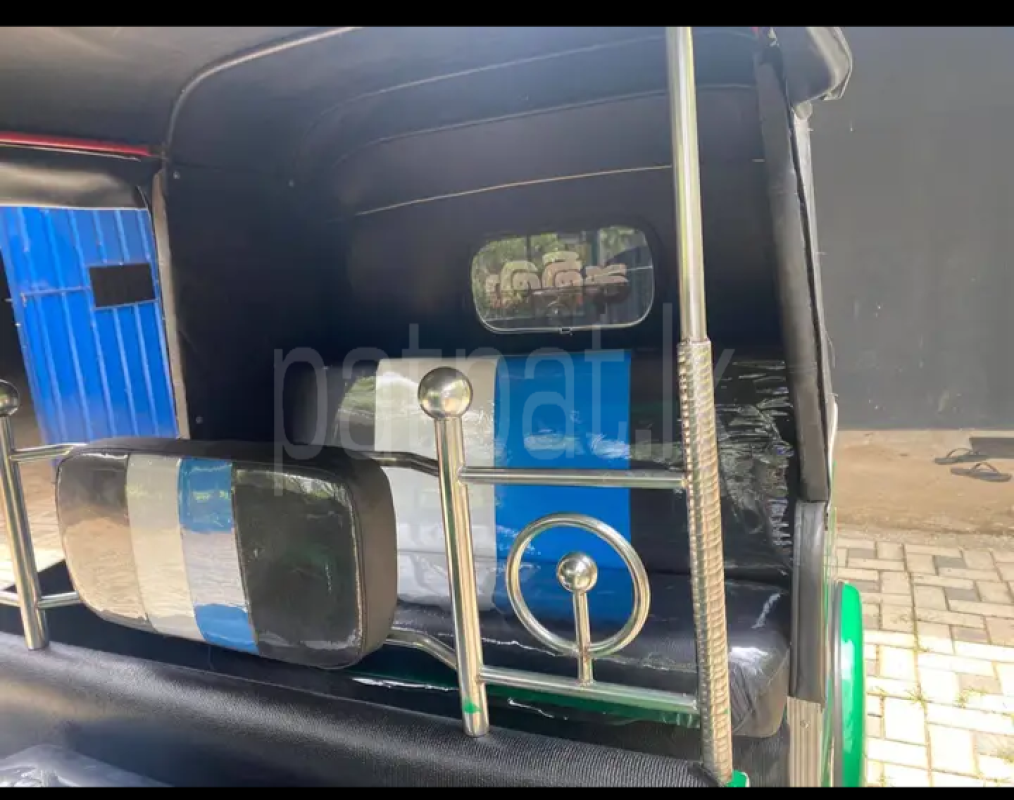 Bajaj Three Wheel 2007 - பயன்படுத்தப்பட்டது முச்சக்கர வண்டி sale in Sri Lanka - patpat.lk