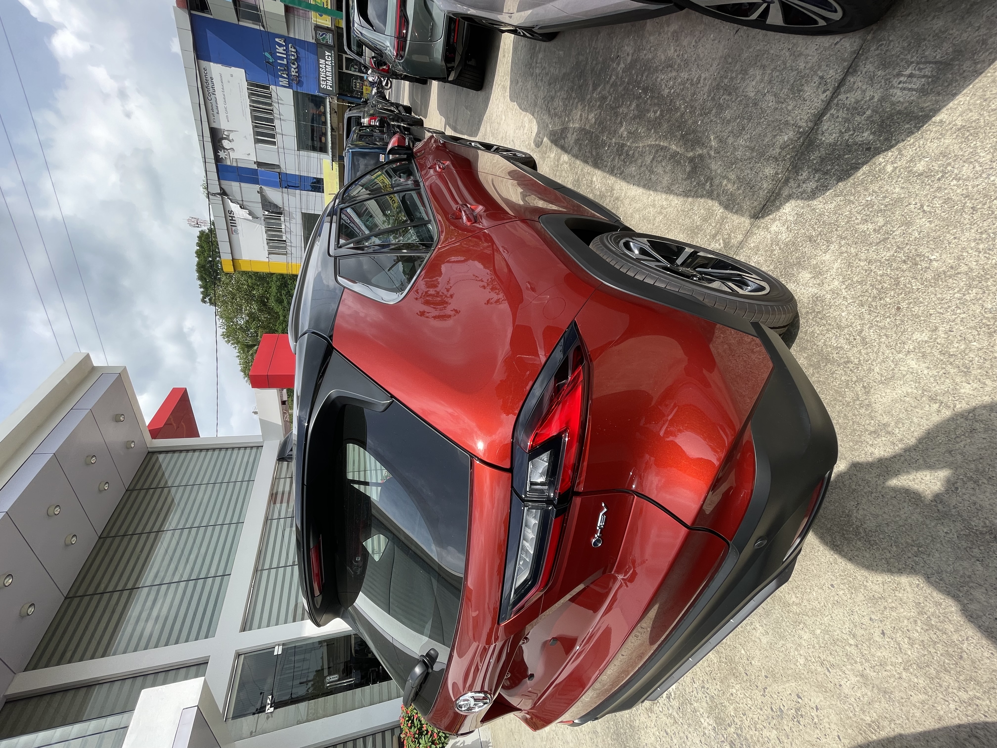 Toyota Yaris Cross 2025 - சான்றளிக்கப்பட்டது SUV sale in Sri Lanka - patpat.lk