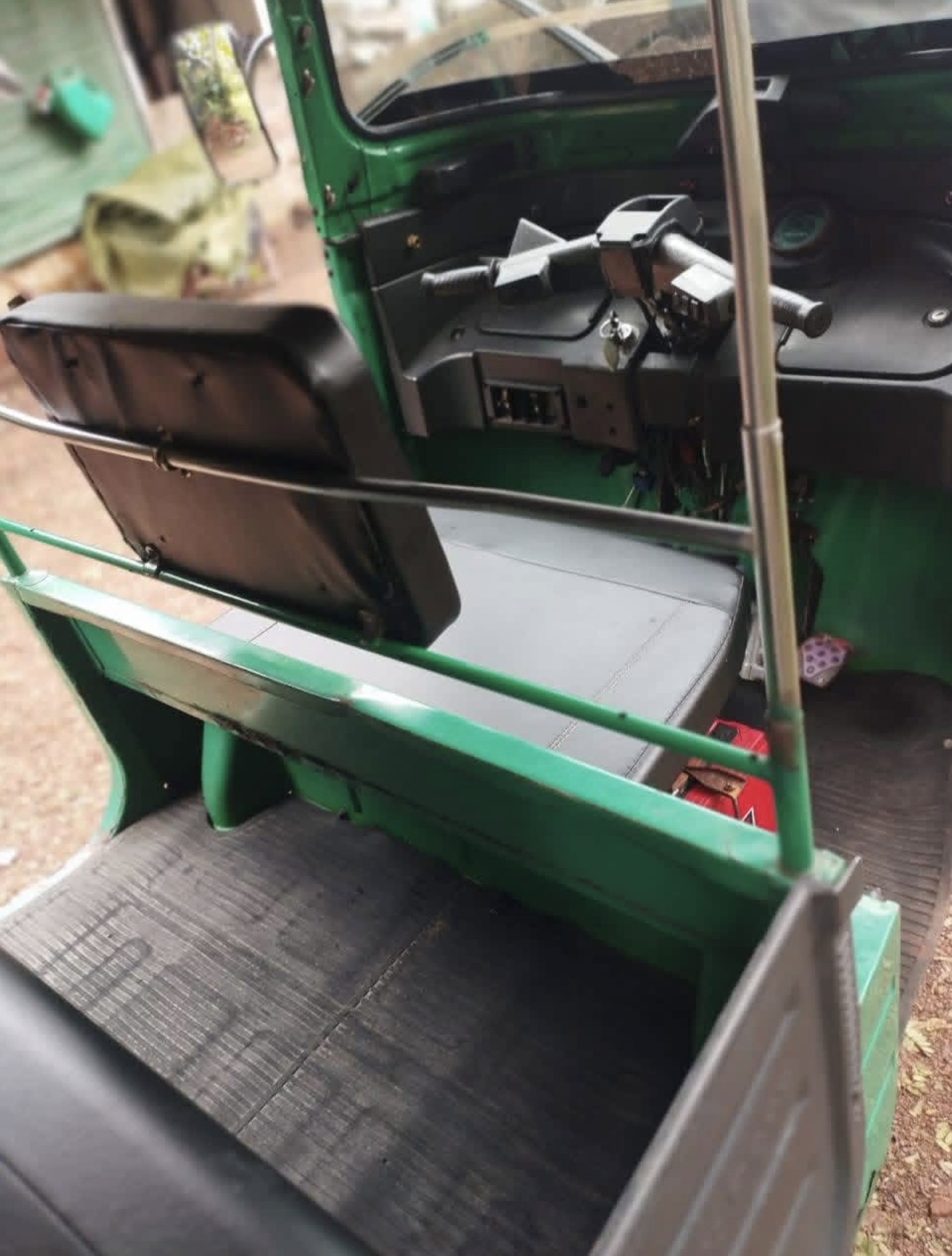 Bajaj 4 stroke 2015 - பயன்படுத்தப்பட்டது முச்சக்கர வண்டி sale in Sri Lanka - patpat.lk