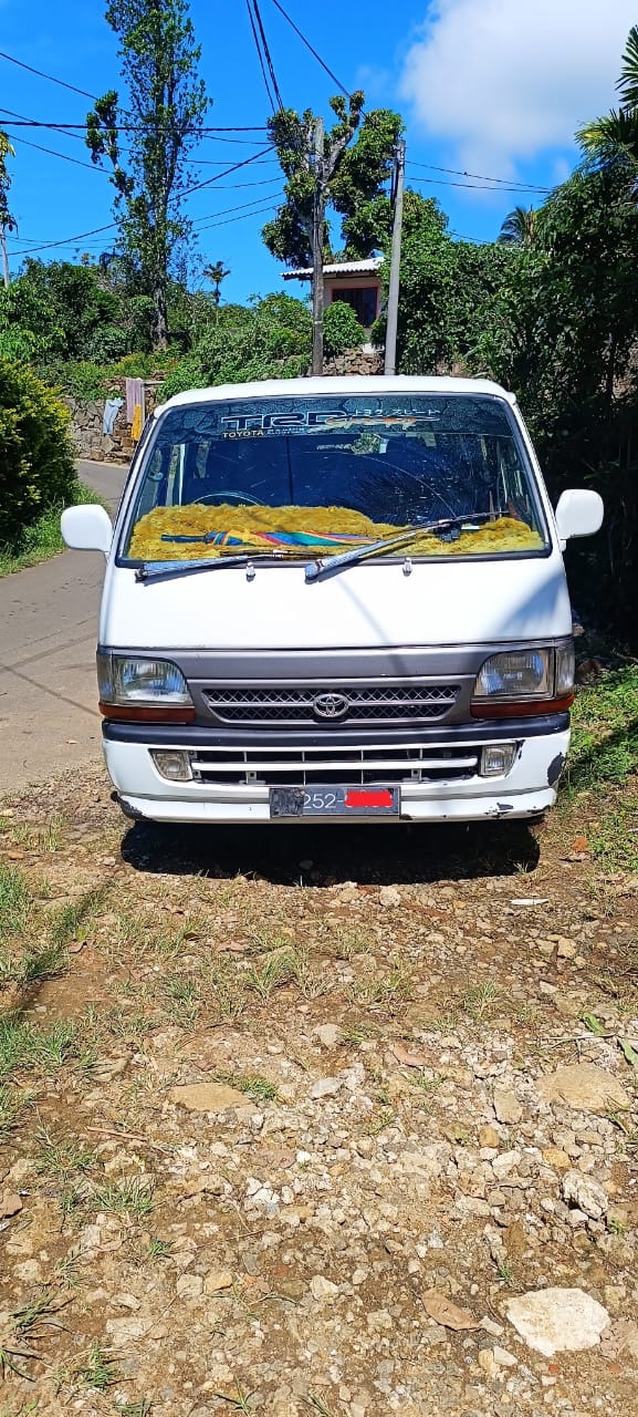 Toyota Hiace 1994 - Used Van sale in Sri Lanka - patpat.lk