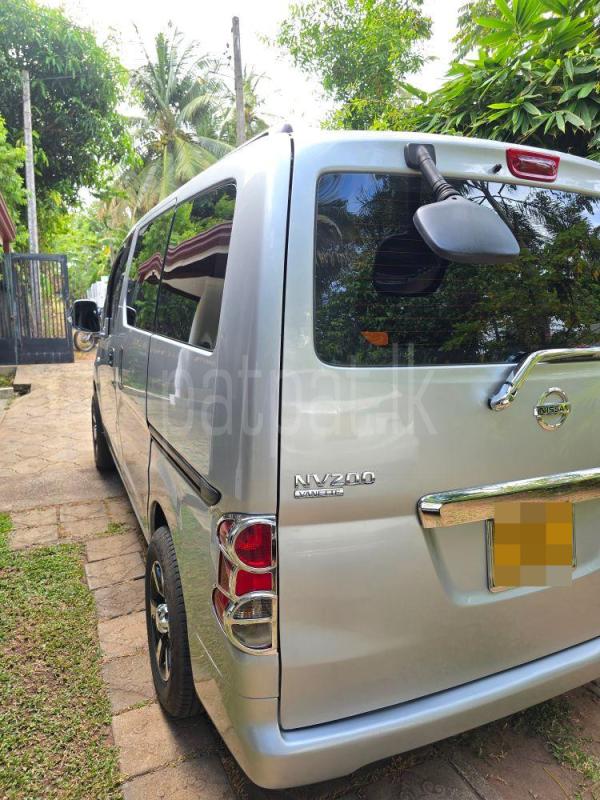 Advertisement image 1