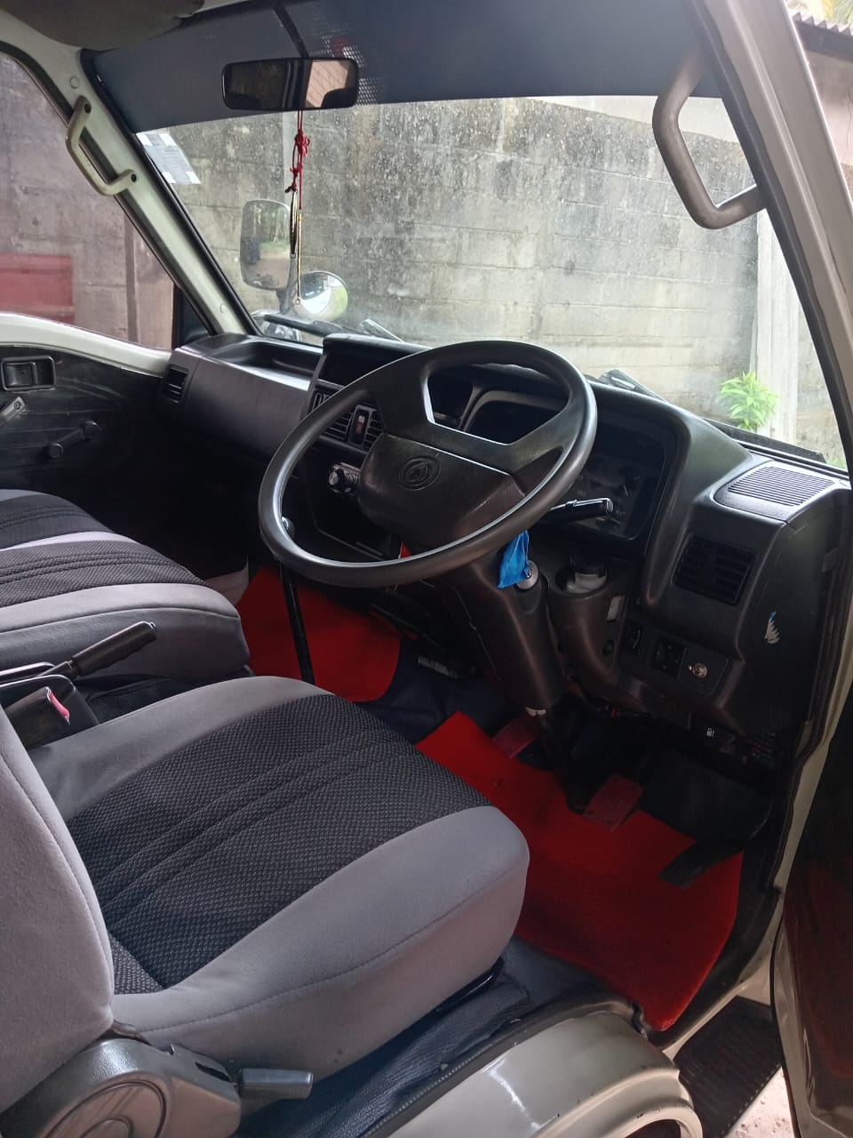 Mazda Bongo 1997 - பயன்படுத்தப்பட்டது வேன் sale in Sri Lanka - patpat.lk