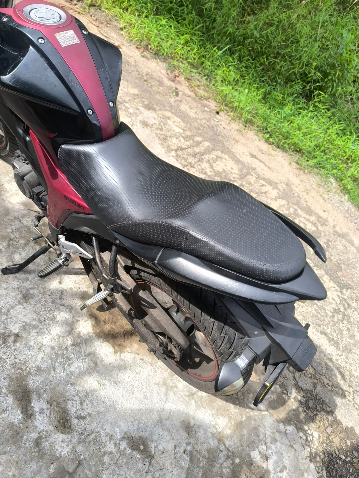 Suzuki Gixxer 2017 - பயன்படுத்தப்பட்டது பைக் sale in Sri Lanka - patpat.lk