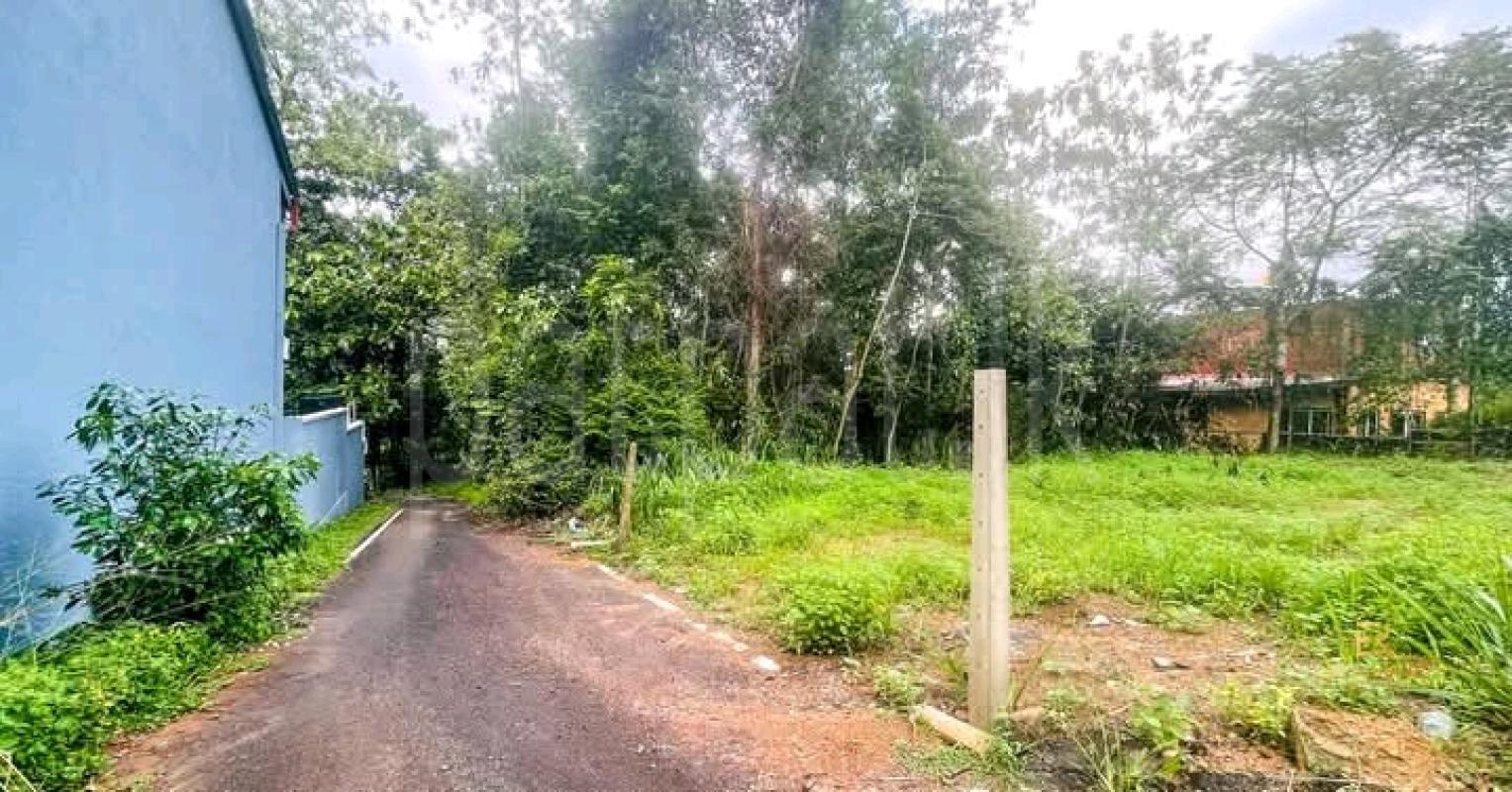 Commercial Land for Sale in Hokandara