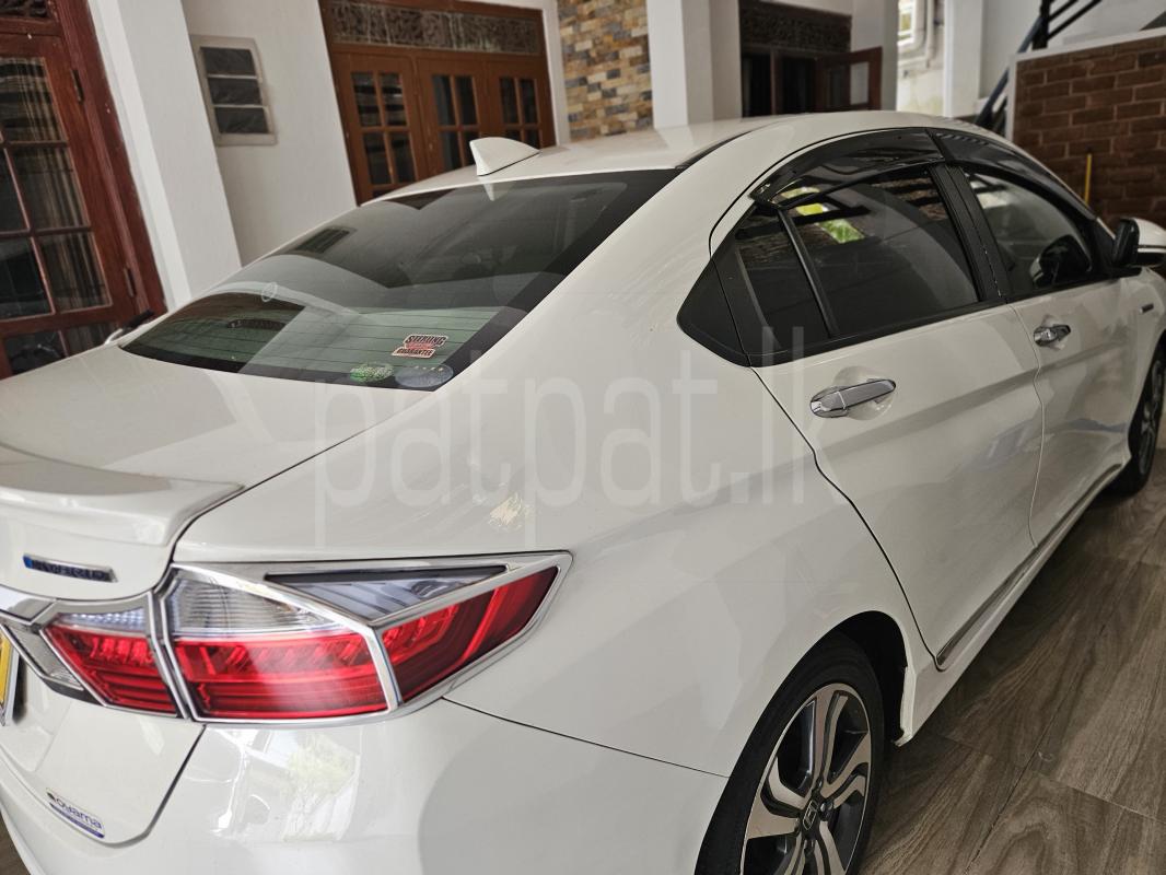 Advertisement image 3